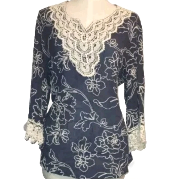 Palm Harbor Embroidered Lace Tunic Top Size Large Blue and White - Picture 1 of 9